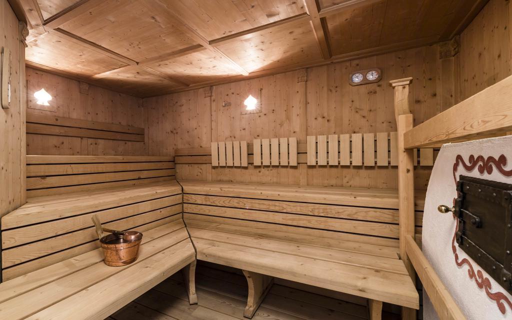 Villa Tony - Small Romantic Hotel Corvara In Badia Esterno foto