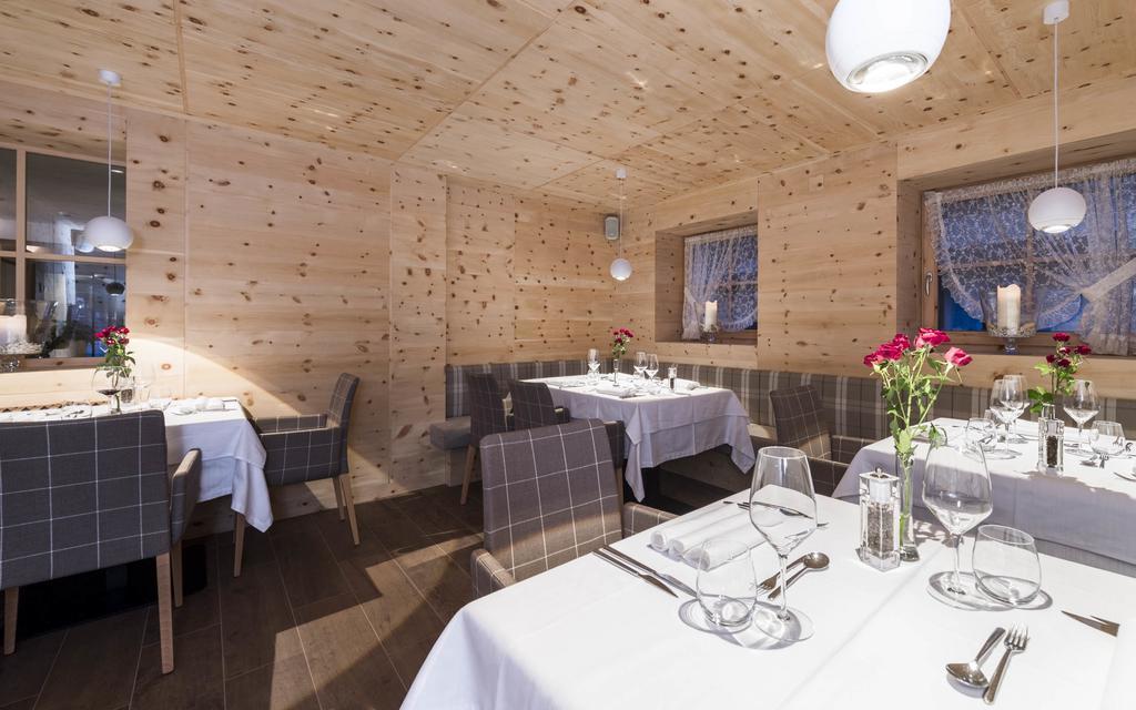 Villa Tony - Small Romantic Hotel Corvara In Badia Esterno foto